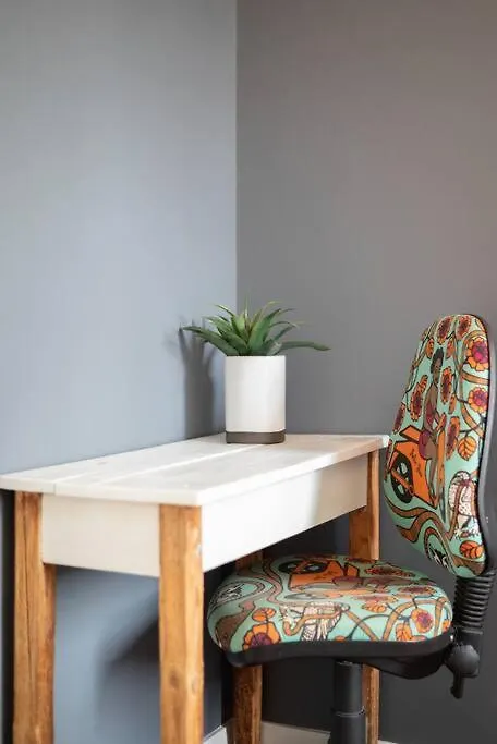 2 Bedroom Apartment Opposite Company Gardens Cape Town