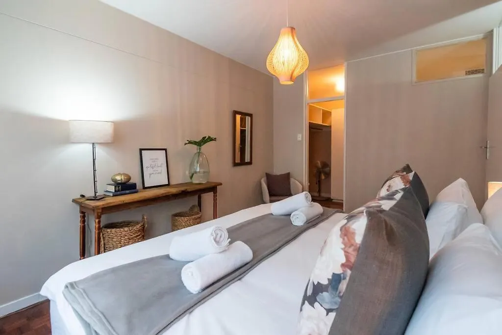 2 Bedroom Apartment Opposite Company Gardens Cape Town South Africa
